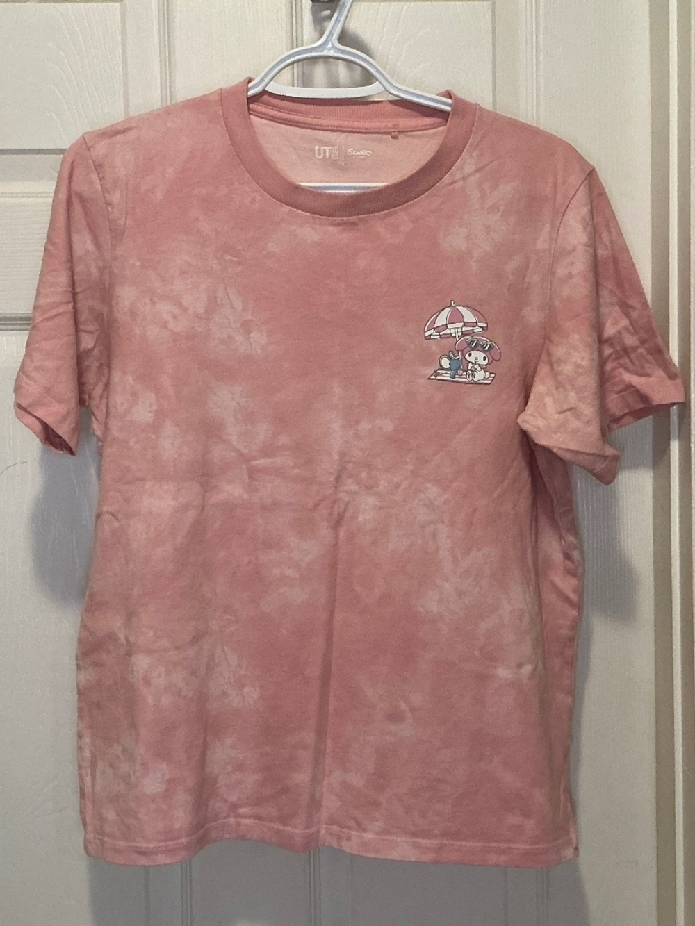 Pink Tie-Dye t-shirt from Sanrio x Uniqlo collab (Size M)